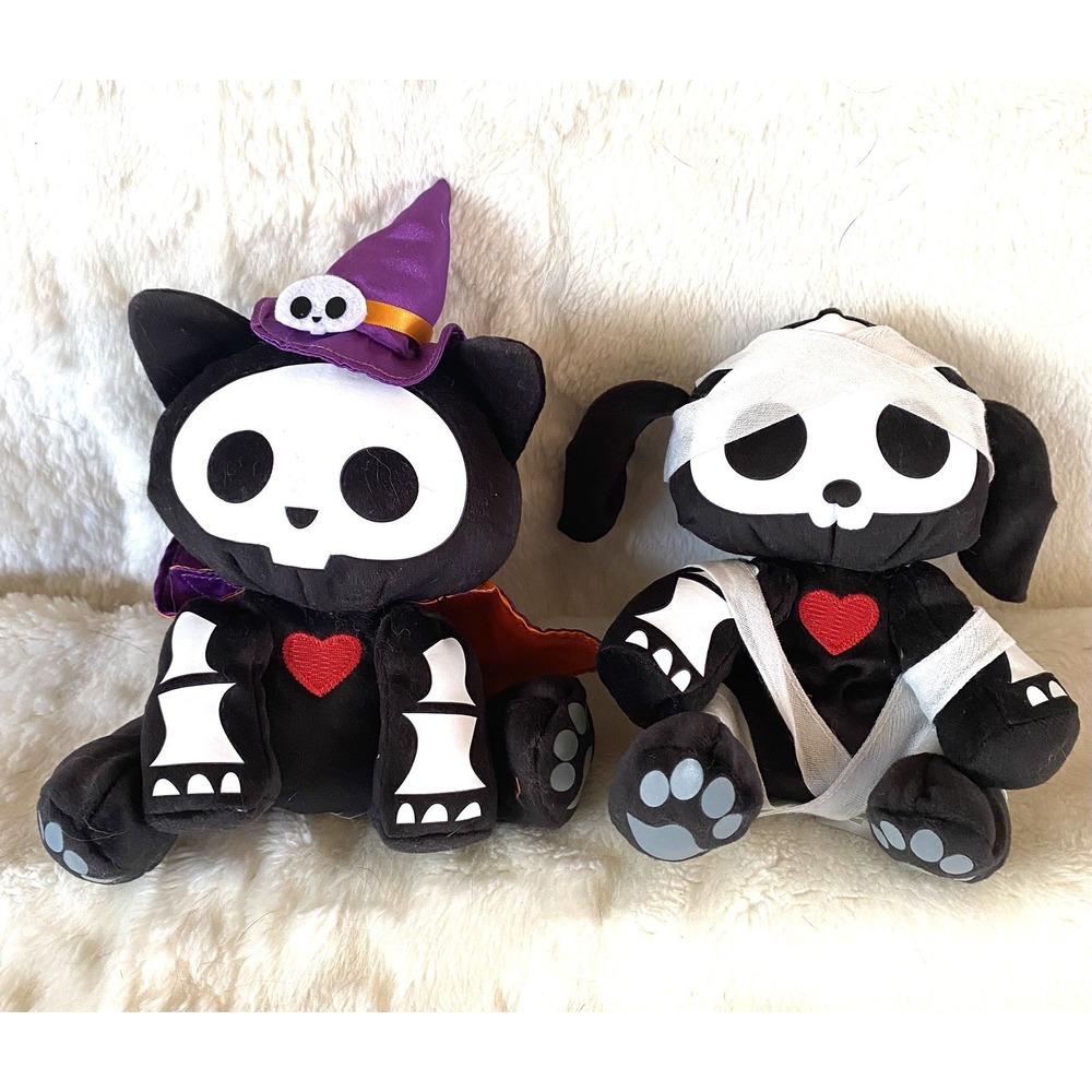 Skelanimals Kit The Cat Witch & Dax the Dog Mummy Plush 2009 JAKKS Halloween 8"